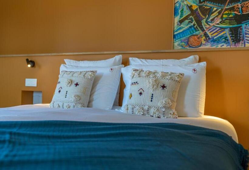 חדר סופריור עם מיטת קינג, Marcelle En Camargue