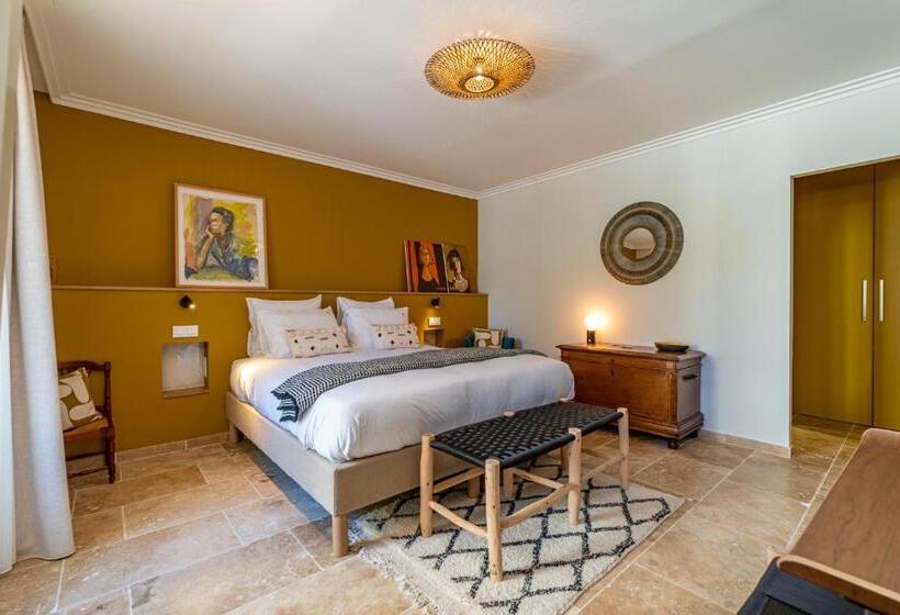 חדר סטנדרט עם מיטת קינג, Marcelle En Camargue