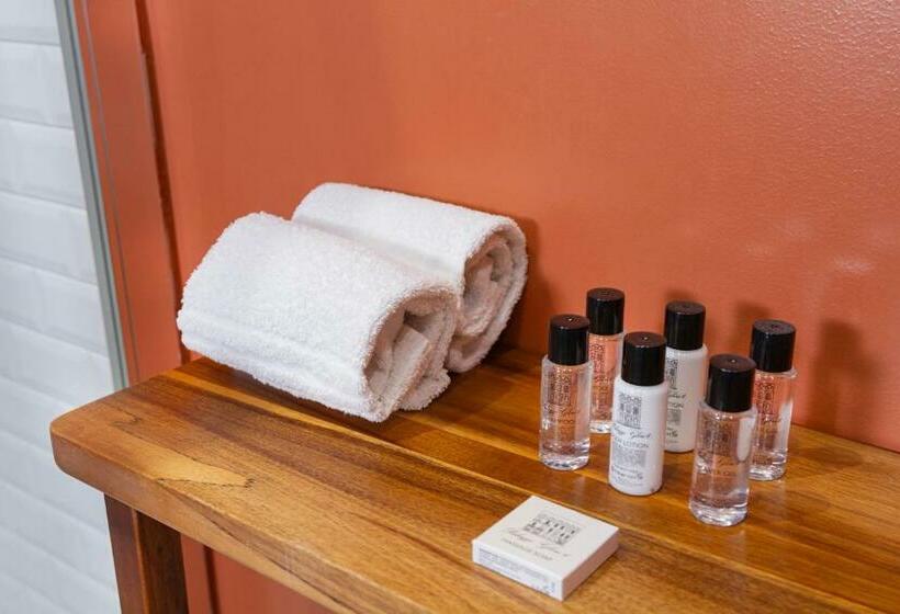 اتاق لوکس, Palazzo Glori 6