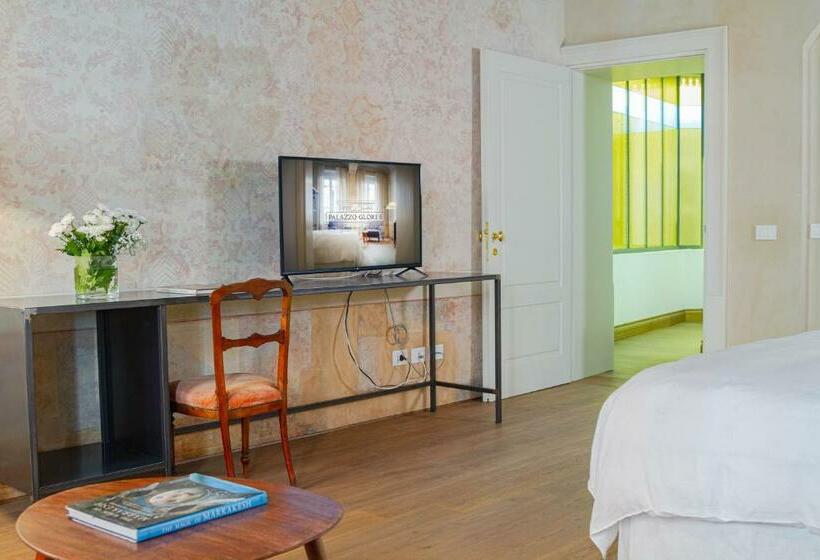 اتاق لوکس, Palazzo Glori 6