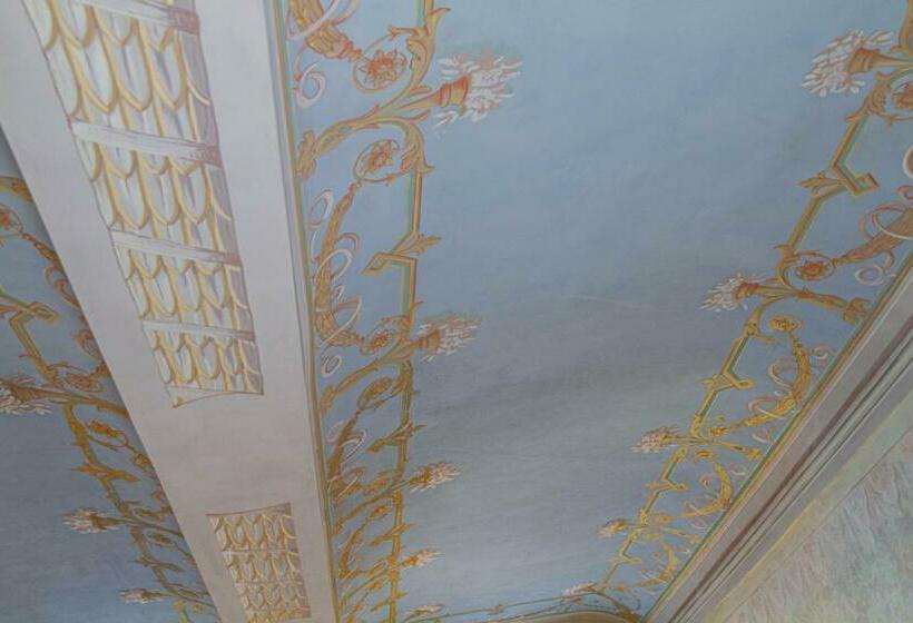 اتاق لوکس, Palazzo Glori 6