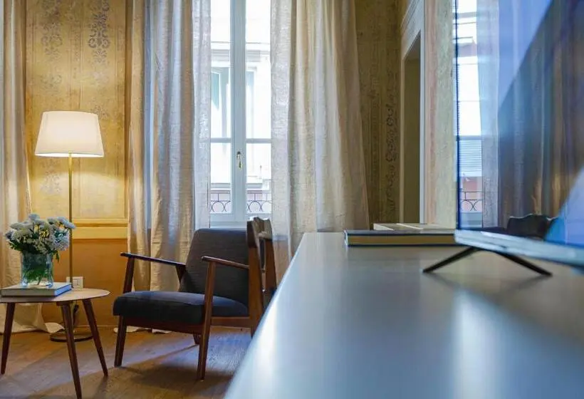 اتاق لوکس, Palazzo Glori 6