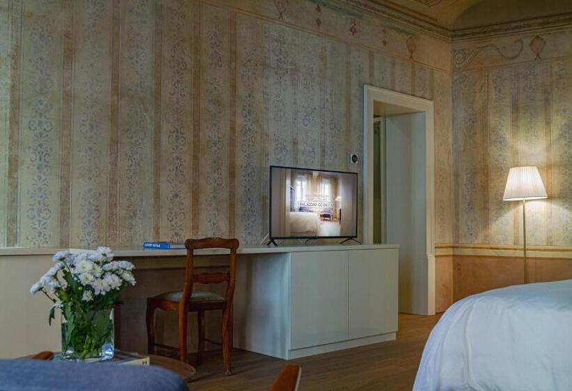 اتاق لوکس, Palazzo Glori 6