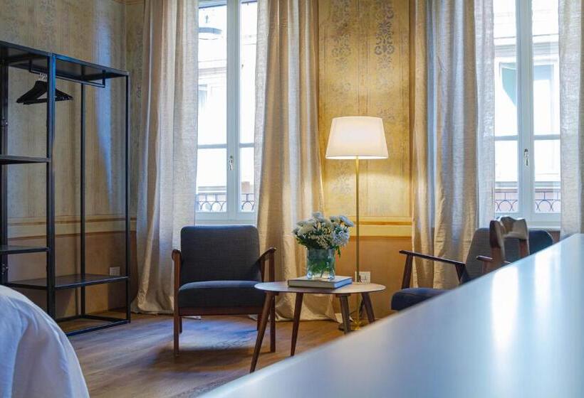 اتاق لوکس, Palazzo Glori 6