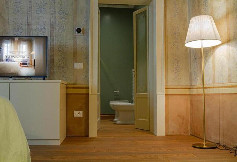 اتاق لوکس, Palazzo Glori 6