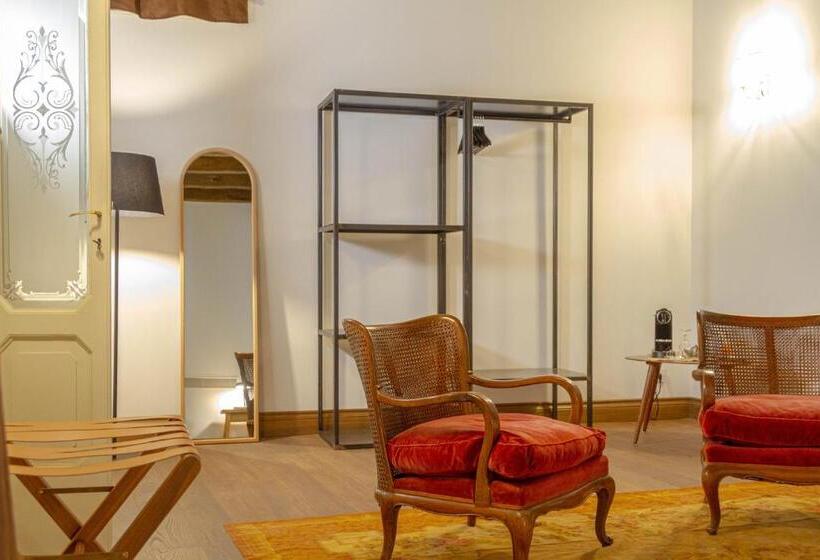 سوییت لوکس, Palazzo Glori 6