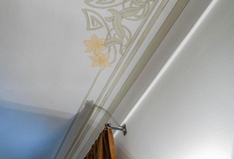 اتاق استاندارد برای معلولان, Palazzo Glori 6