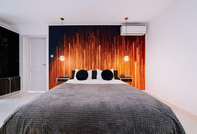 غرفة قياسية سرير كينج, Pensiunea Heaven