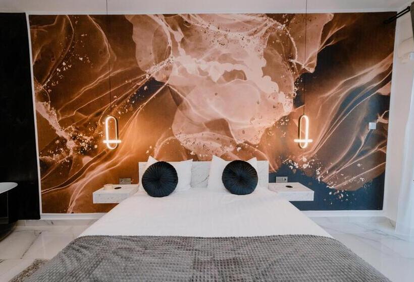 غرفة ديلوكس, Pensiunea Heaven