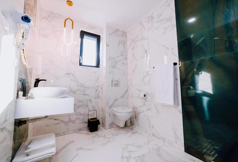 غرفة قياسية مطلة على الجبل, Pensiunea Heaven