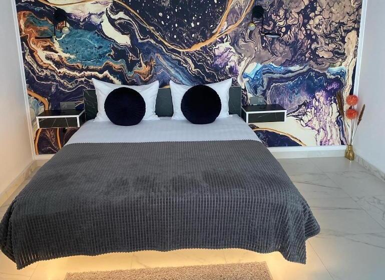 غرفة قياسية مزوَّدة بتراس, Pensiunea Heaven