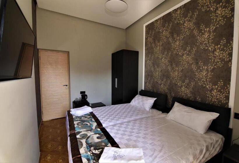 스탠다드 룸 공동 욕실, La Casa Hotel Yerevan