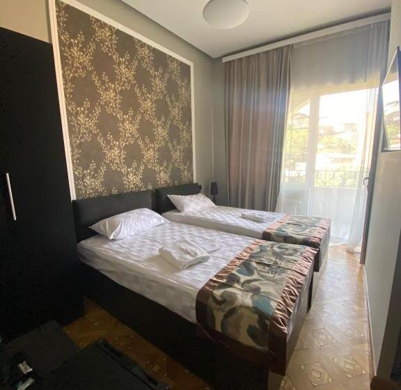 스탠다드 룸 공동 욕실, La Casa Hotel Yerevan
