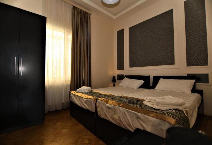 스탠다드 룸 공동 욕실, La Casa Hotel Yerevan