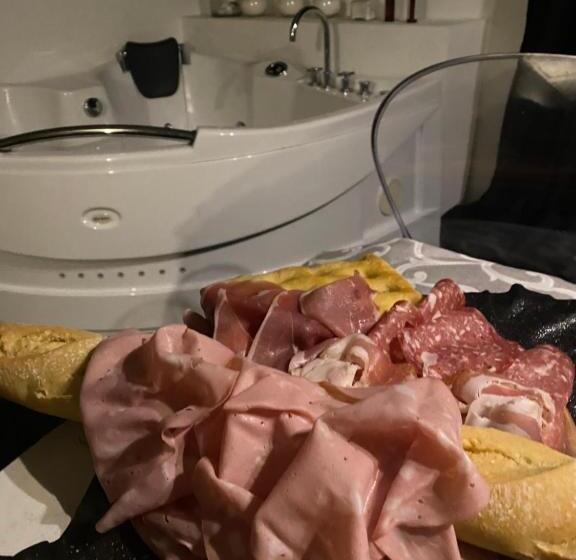 جناح مزود بجاكوزى, Le Suites Supreme