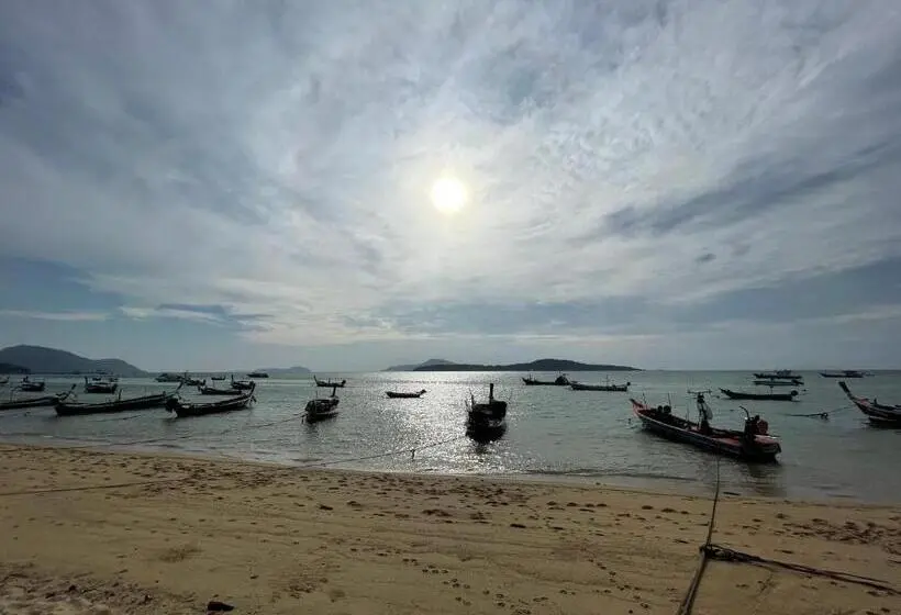 オーシャンビュースタンダードルーム, Phuket Muay Thai Hotel Rawai Beach