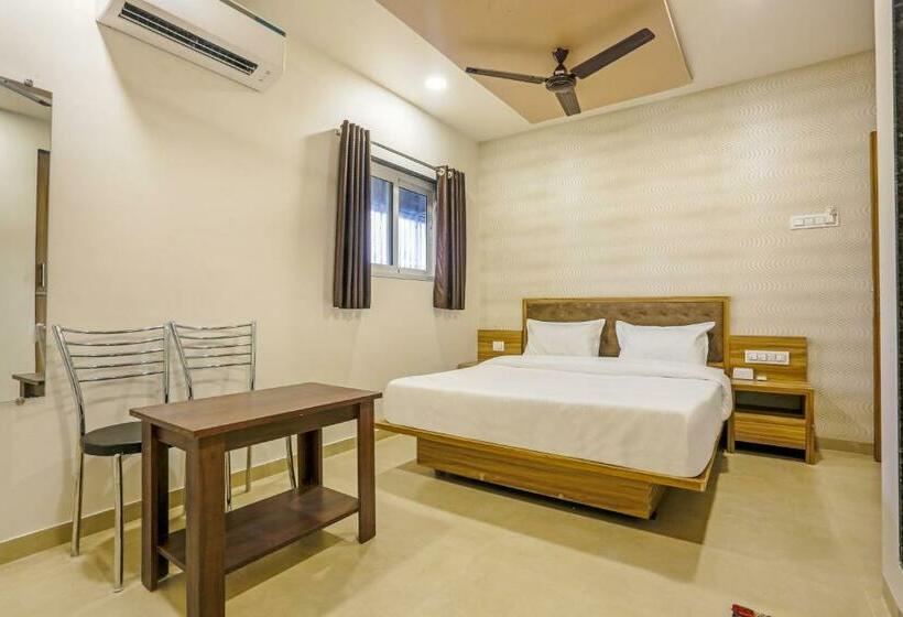 豪华房间, Sai Sagar Lodging & Boarding