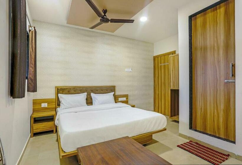 デラックスルーム, Sai Sagar Lodging & Boarding