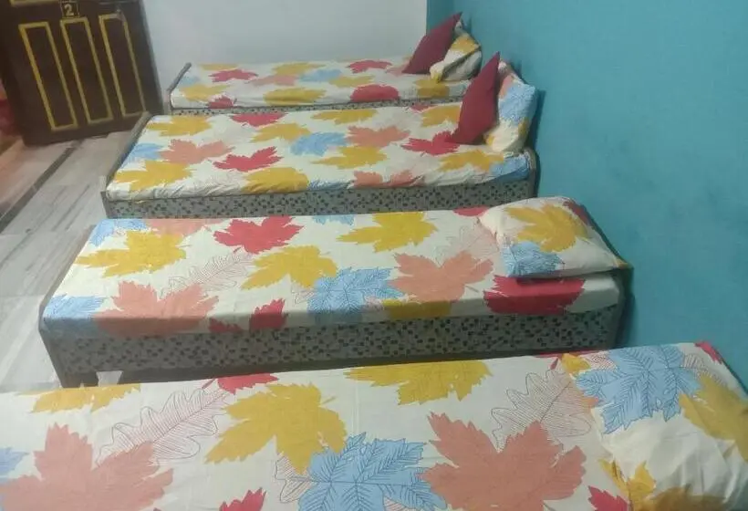 اتاق خانوادگی, Welcome Paying Guest House