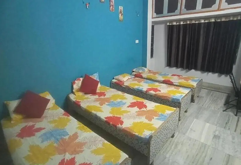 اتاق خانوادگی, Welcome Paying Guest House
