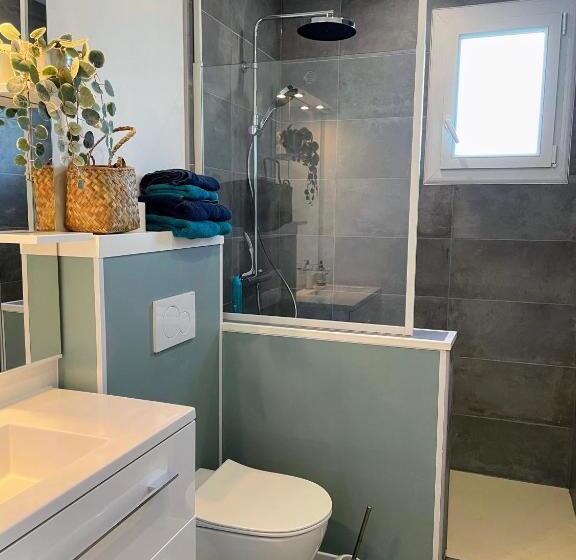 Standart Stüdyo, L Escale D Armor