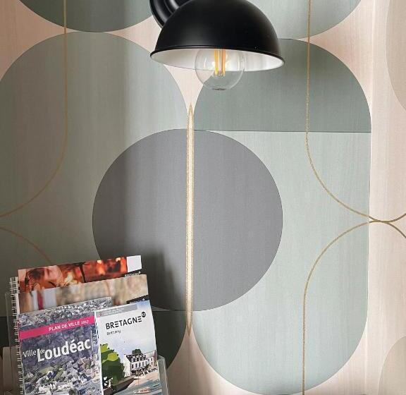 Standart Stüdyo, L Escale D Armor