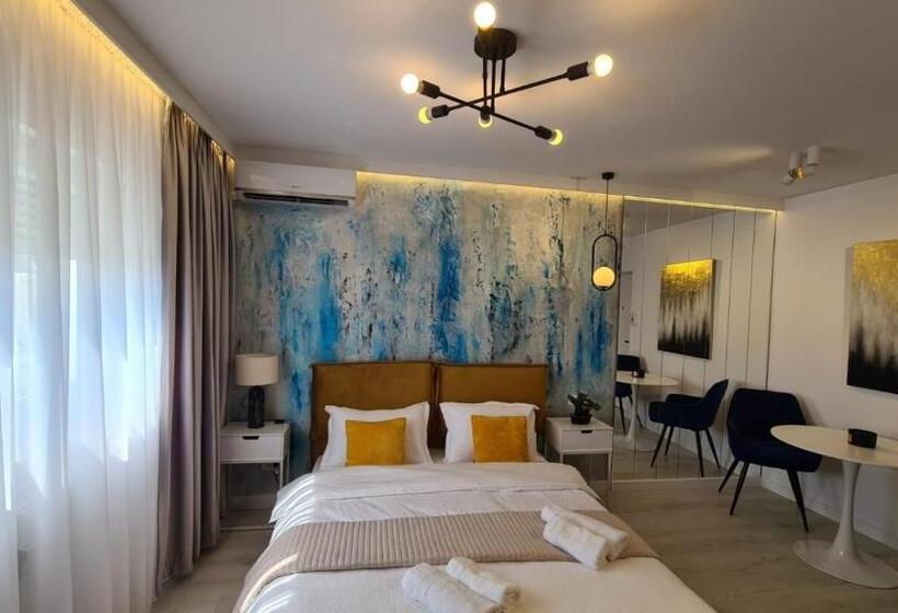 استودیوی لوکس, Government Deluxe Studio By Magic Apartments