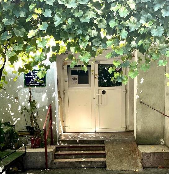 استودیوی لوکس, Government Deluxe Studio By Magic Apartments