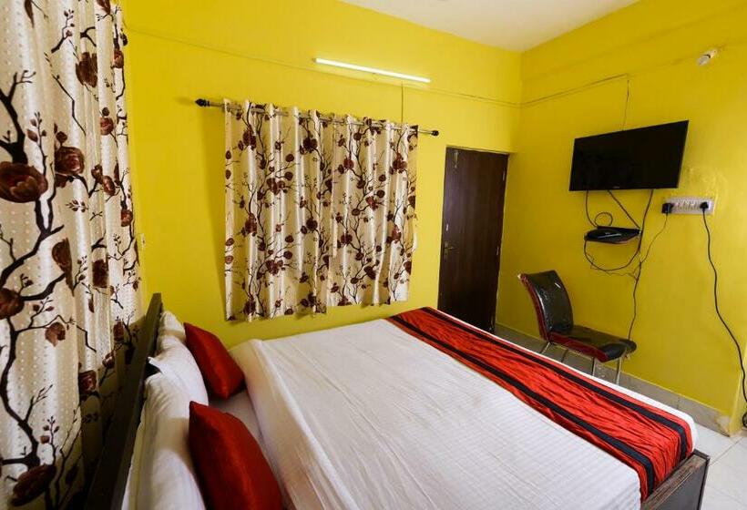 スタンダードルーム, Sterling Baishakhi