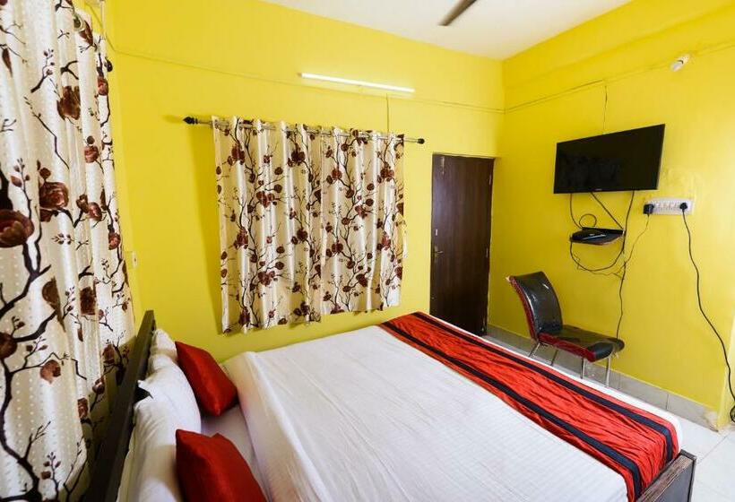 スタンダードルーム, Sterling Baishakhi