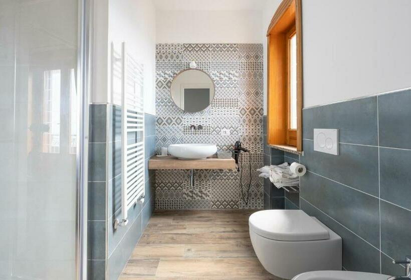 オーシャンビュースタンダードルーム, Seascape Noemi S Rooms