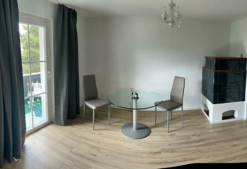 חדר סטנדרט חדר אמבטיה משותף, Giulias Budget Haus