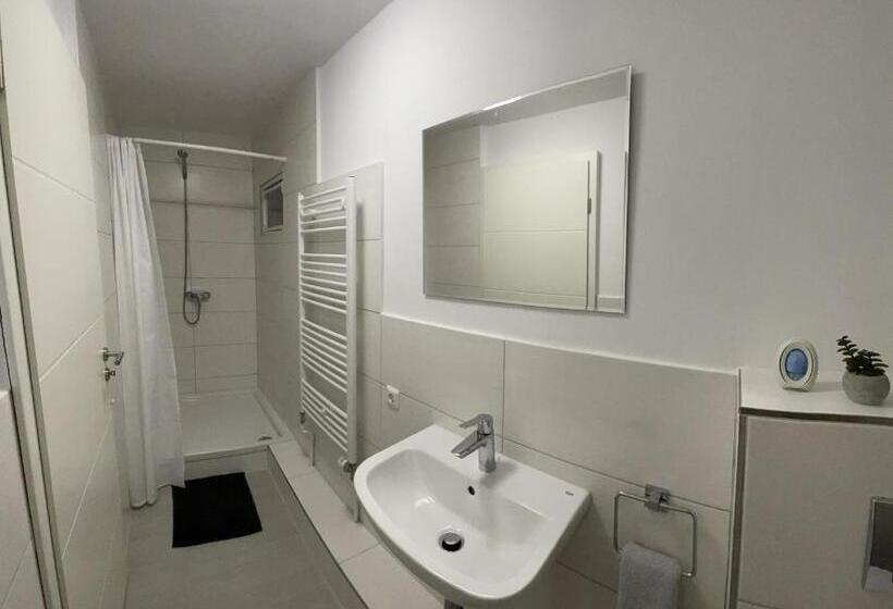 חדר סטודיו סטנדרד, Giulias Budget Haus