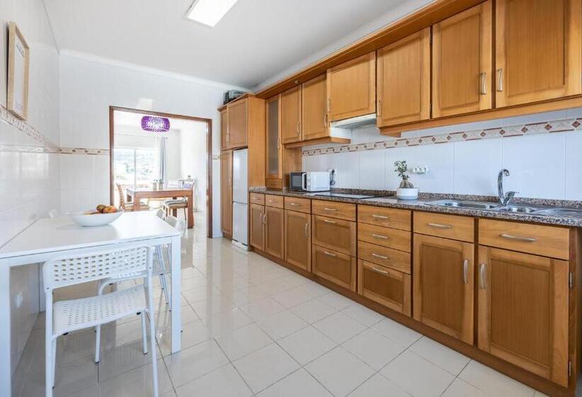 اتاق اکونومی, Green Diamond Budens