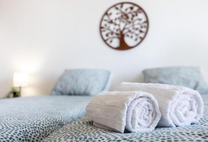 اتاق اکونومی, Green Diamond Budens