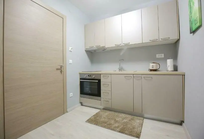 バルコニー付き１ベッドルームアパートメント, Apartments And Rooms With Wifi Zadar   14528