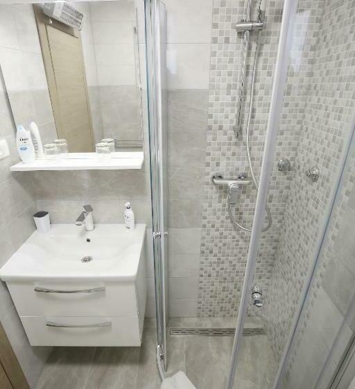 带1个卧室的带阳台的公寓, Apartments And Rooms With Wifi Zadar 14528