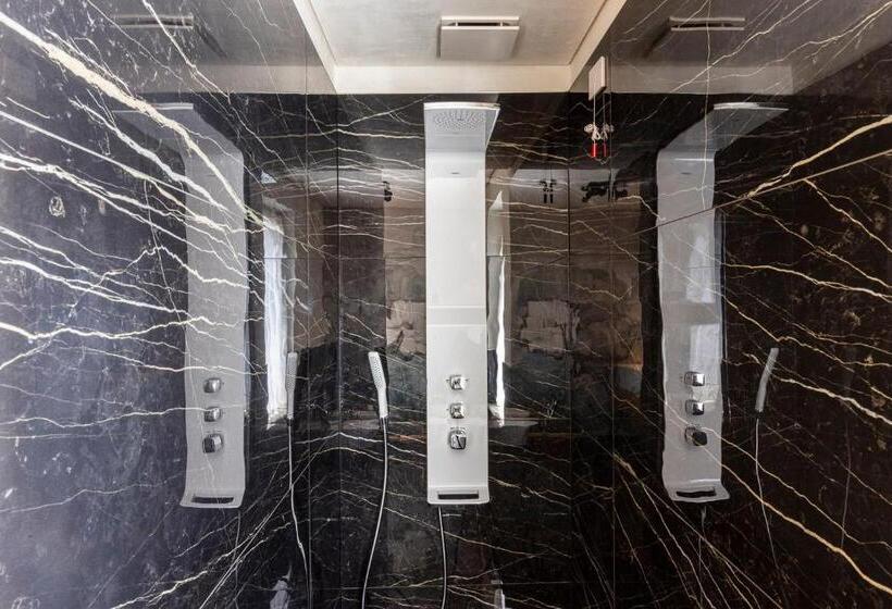 דירת חדר, Eremus Relais