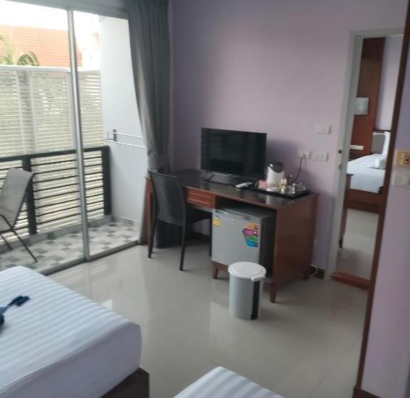 패밀리 룸, La Piccola Kata