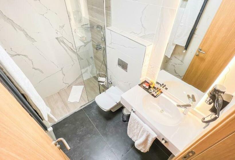 اتاق استاندارد, Nira Boutique