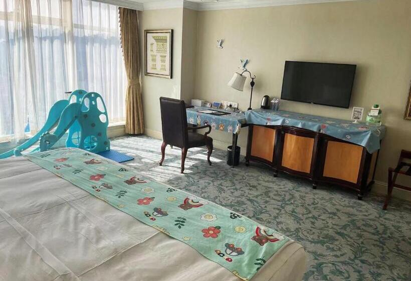 اتاق خانوادگی با چشمانداز دریا, Qingdao Jinshi International