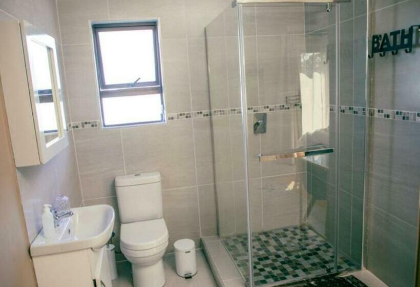 חדר דלוקס, Wilson Guest House