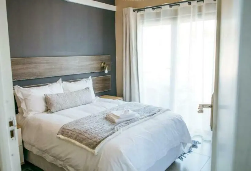 デラックスルーム, Wilson Guest House