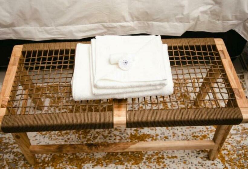 חדר דלוקס, Wilson Guest House