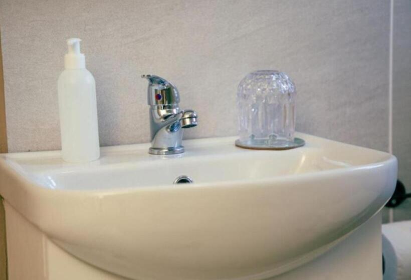 חדר סטנדרט, Wilson Guest House