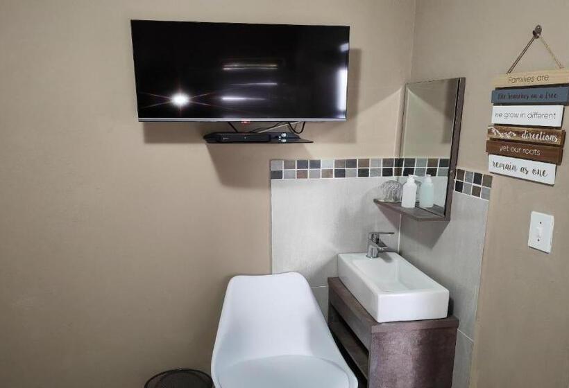 חדר סטנדרט יחיד, Wilson Guest House