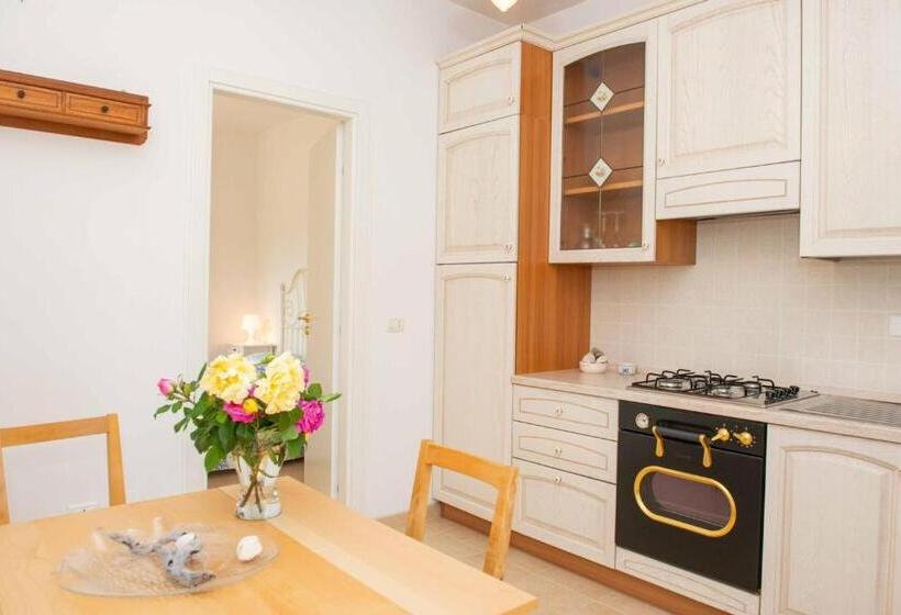 带1个卧室的豪华公寓, Aria Di Mare Vieste Luxury Apartments By The Sea