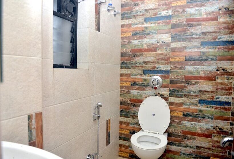 اتاق لوکس, Paradise Homestay Civil Lines