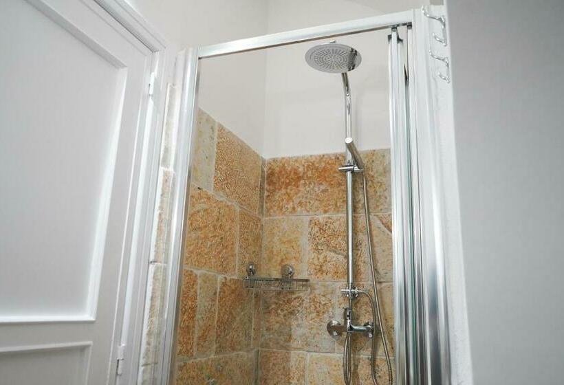 غرفة قياسية, Trullo Porta Antica