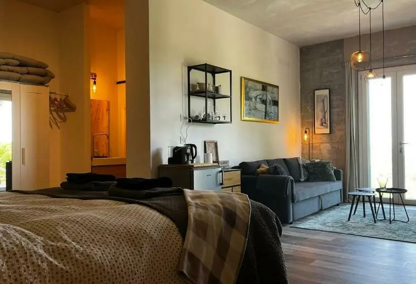 景色の見えるデラックスルーム, Cascina Giantino Suite Sughero G A Y M E N O N L Y